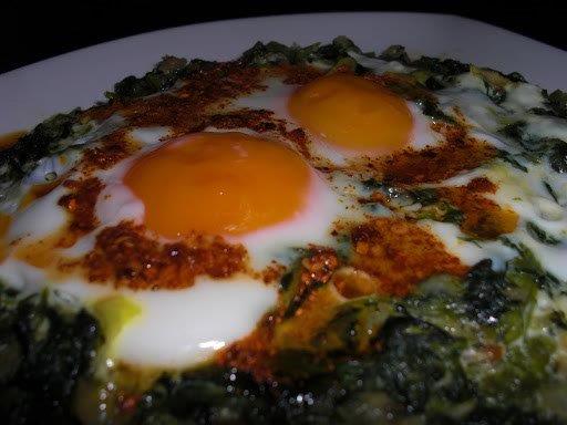 YUMURTALI ISPANAK